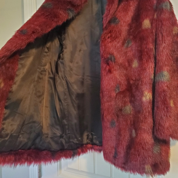OVERSIZED FAUX FUR COAT - Picture 4 of 5